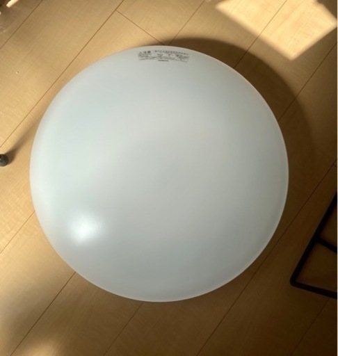 【取引中】日立　LEDシーリングライト　8畳用