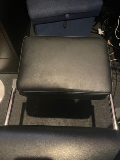 【美品】ゲーミングチェア（ブラック）GT Racing