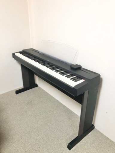 【お取引中】YAMAHA 電子ピアノ P-70 【無料配送可能】