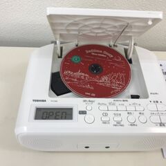 【美品】東芝 CDラジオ シンプルコンパクト TY-C160の画像