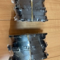 マークXブレーキパッド  前後セット値段交渉可能！