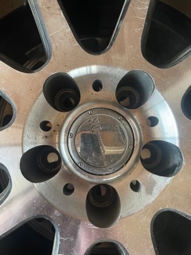 美品タイヤ安くなりました