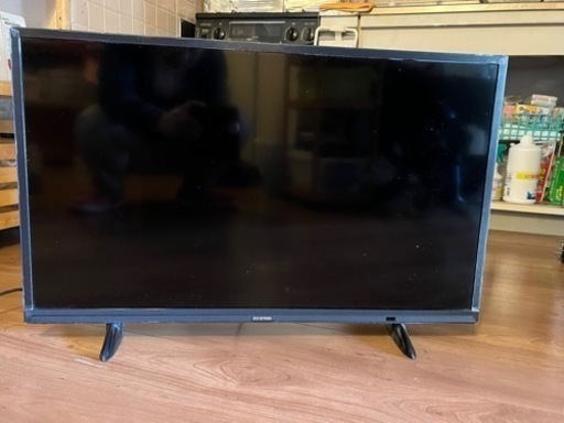32型　液晶テレビ　(IRIS OHYAMA)