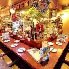🔴時給1400円！🔴木曜日/金曜日募集　世界一周旅ダイニング 40種世界のビール飲み放題が大人気！の画像