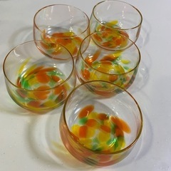 【交渉中】小鉢　5個　お茶碗くらいのサイズの画像