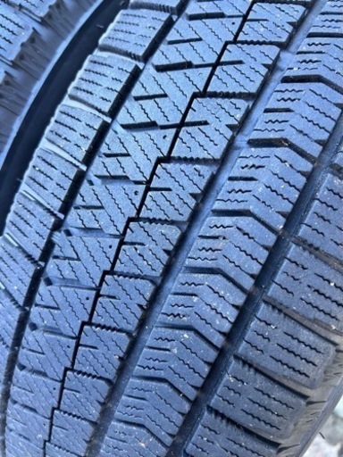 205/60R16 ブリヂストン ブリザック  VRX2 スタッドレス ヴォクシー プリウス ジューク