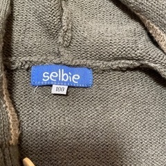 selbie カーディガンの画像