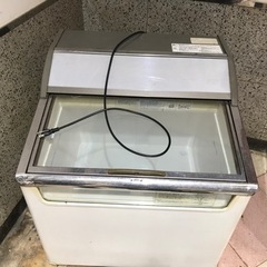 冷凍ショーケース