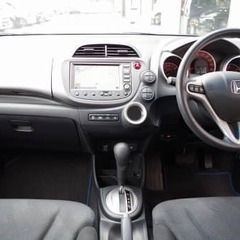 最近入荷したばかりヾ(≧▽≦)ﾉ　　ホンダ　フィットの画像
