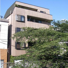 ★都電荒川線早稲田駅より徒歩1分の1DKマンションです。