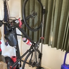 【超お買い得】カブト　サイクルスタンド　縦型