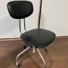 回転チェア　無料