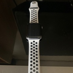 Apple Watch SE 44mm 22日まで割引！ 