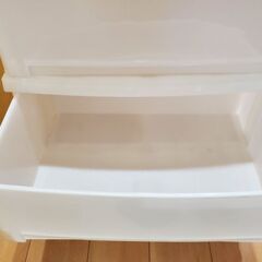 収納　棚　引出しの画像