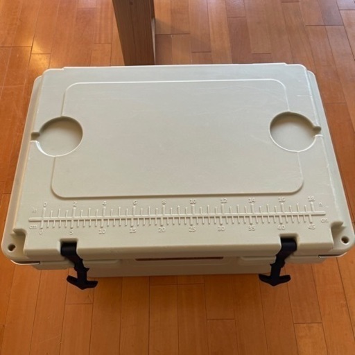 【お値下げ済】M.O.L 高耐久型ハードクーラーボックス M MOL-CH50 (約38L) [モル キャンプ アウトドア 保冷]