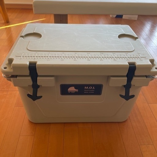 【お値下げ済】M.O.L 高耐久型ハードクーラーボックス M MOL-CH50 (約38L) [モル キャンプ アウトドア 保冷]