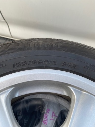 195/65R15 ノア　ヴォクシーで使ってました。