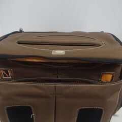 HUGGER カメラバッグ/ショルダーボストンバッグの画像