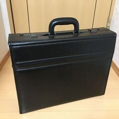 コクヨ　ビジネスバッグ　軽量タイプ　カハ-B4B23D