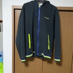 Columbia  パーカー