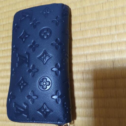 数回しか使用していません、ルイヴィトン長財布です。