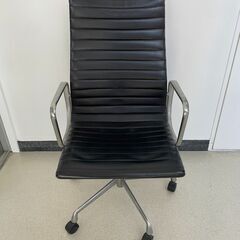 【破格!!】HERMAN MILLER（ハーマンミラー）Eames Aluminum Group Executive Chair