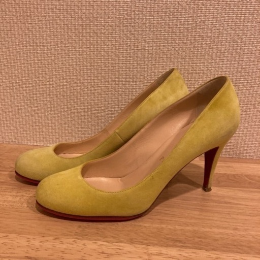 【値下げしました！】クリスチャンルブタン　パンプス　24〜24.5