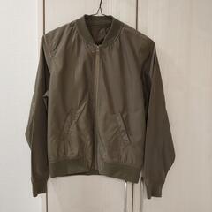 【取引中】レディース ブルゾン カーキ M