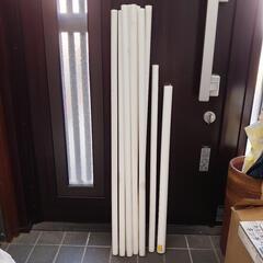 値下げ‼️ ジュラコン  樹脂材 丸棒 直径25mm✕101cm、直径35mm✕72cmの画像