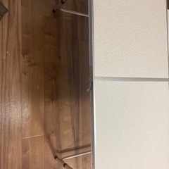折り畳みテーブル