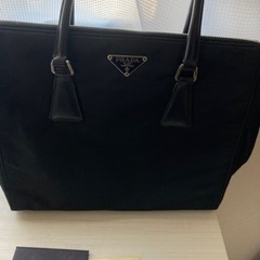 プラダ ナイロン ハンドバッグ