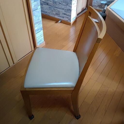 カリモク　椅子　2脚 商談中