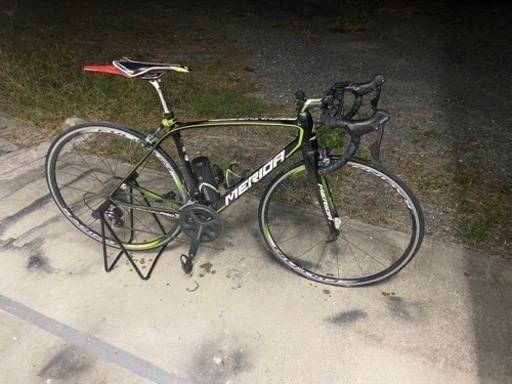 ロードバイク メリダ スクルトゥーラcf907