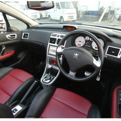 ■002★プジョー 307 ＣＣ★メタルトップ★電動開閉式オープンカー★評価４点物！★ＨＤＤナビ★フォグ★キーレス★ＡＷ１６インチ★ＥＴＣ★クルコン★オシャレ赤黒のレザーシート★オープン動作良好★機関良好★の画像