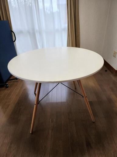 白いテーブル　10/23までに厚木市のアパートまで取りに来れる方限定