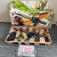 仮面ライダー　ガイム　DX無双セイバー　の画像