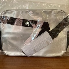 【お譲り先決定】バッグ　新品未使用　トリコの画像