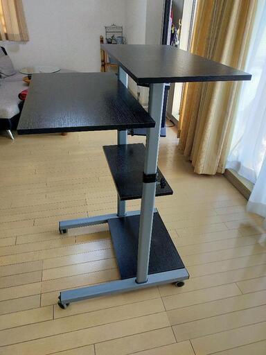 高さ調整可能、パソコンテーブル、デスク、組み立て式、ほぼ未使用