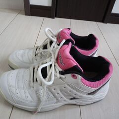 テニスシューズ２４ｃｍ　プリンス　ピンク×ホワイト　美品の画像