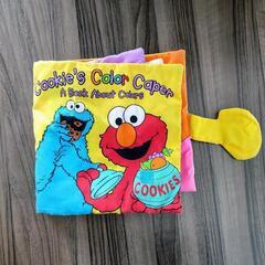 新生児　肌着　8点セット　ユニクロ　セサミストリート布絵本おまけ　の画像