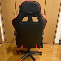【受渡決定】【0円】座面ぼろぼろのゲーミングチェアGTRACINGの画像