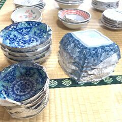 小皿　器などの画像