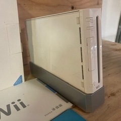 ● Wii本体、Wii Fit Plus セットの画像