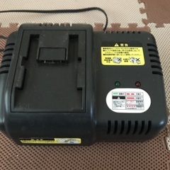 12V専用充電器