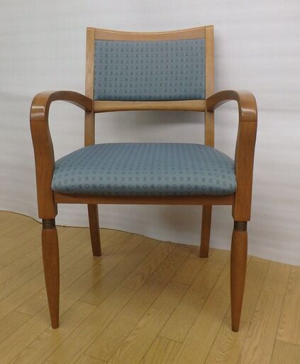 木製　ひじ掛け椅子　中古