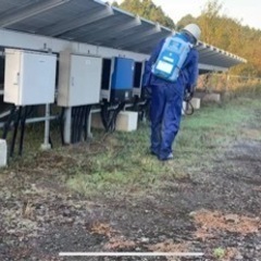 除草作業　散布機の画像