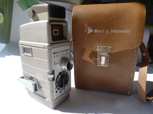8㎜フィルムカメラ　ベル＆ハウエル