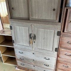 古き良きタンスの画像
