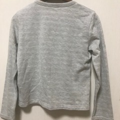グレーカーディガン の画像
