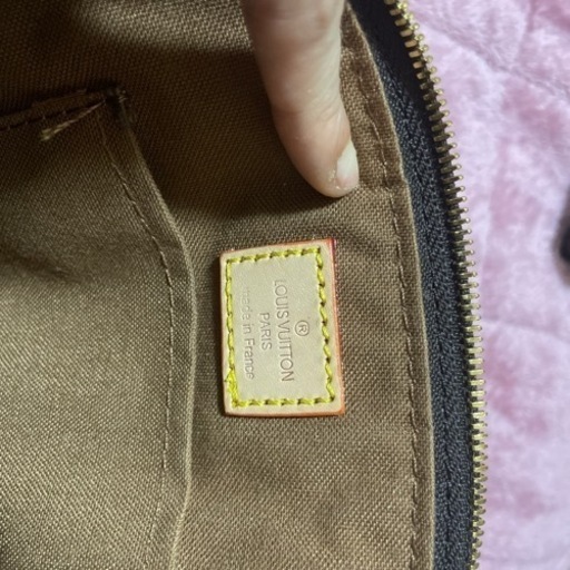 ルイヴィトン　LUIS VUITTON アルマBB 肩がけ紐付き
